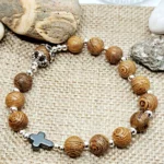 Różaniec na rękę, drewniany