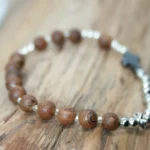 Różaniec na rękę - bransoletka drewniana