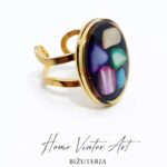 Pierścionek z kamieniami