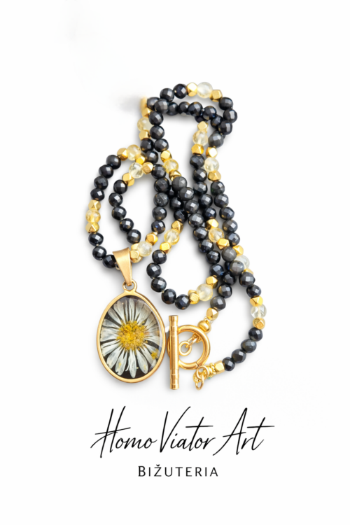 Naszyjnik z zatopioną stokrotką