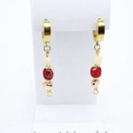 Kolczyki z hematytem, żółtym jaspisem i czerwonymi koralikami – złota stal chirurgiczna