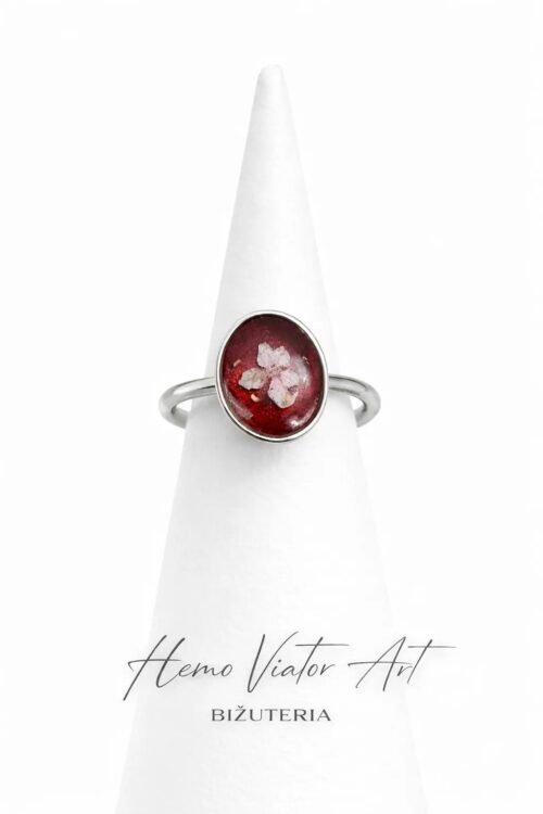 Regulowany pierścionek z kwiatem w żywicy bordowo-perłowy, stal chirurgiczna 9 × 11 mm