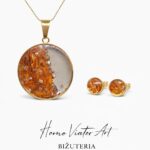 Komplet z pokruszoną lilią – naszyjnik + kolczyki